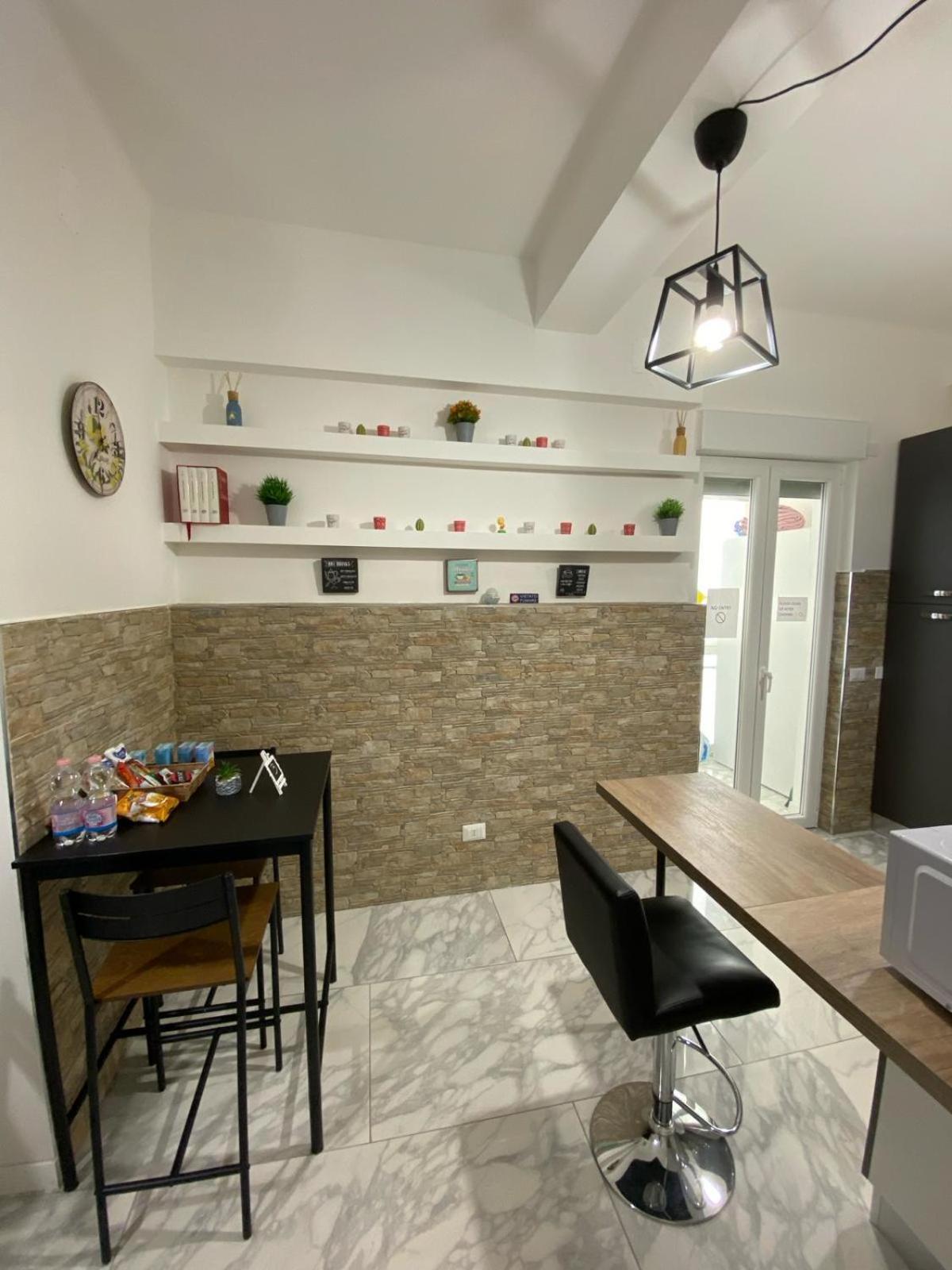 Ennio Rooms บารี ภายนอก รูปภาพ