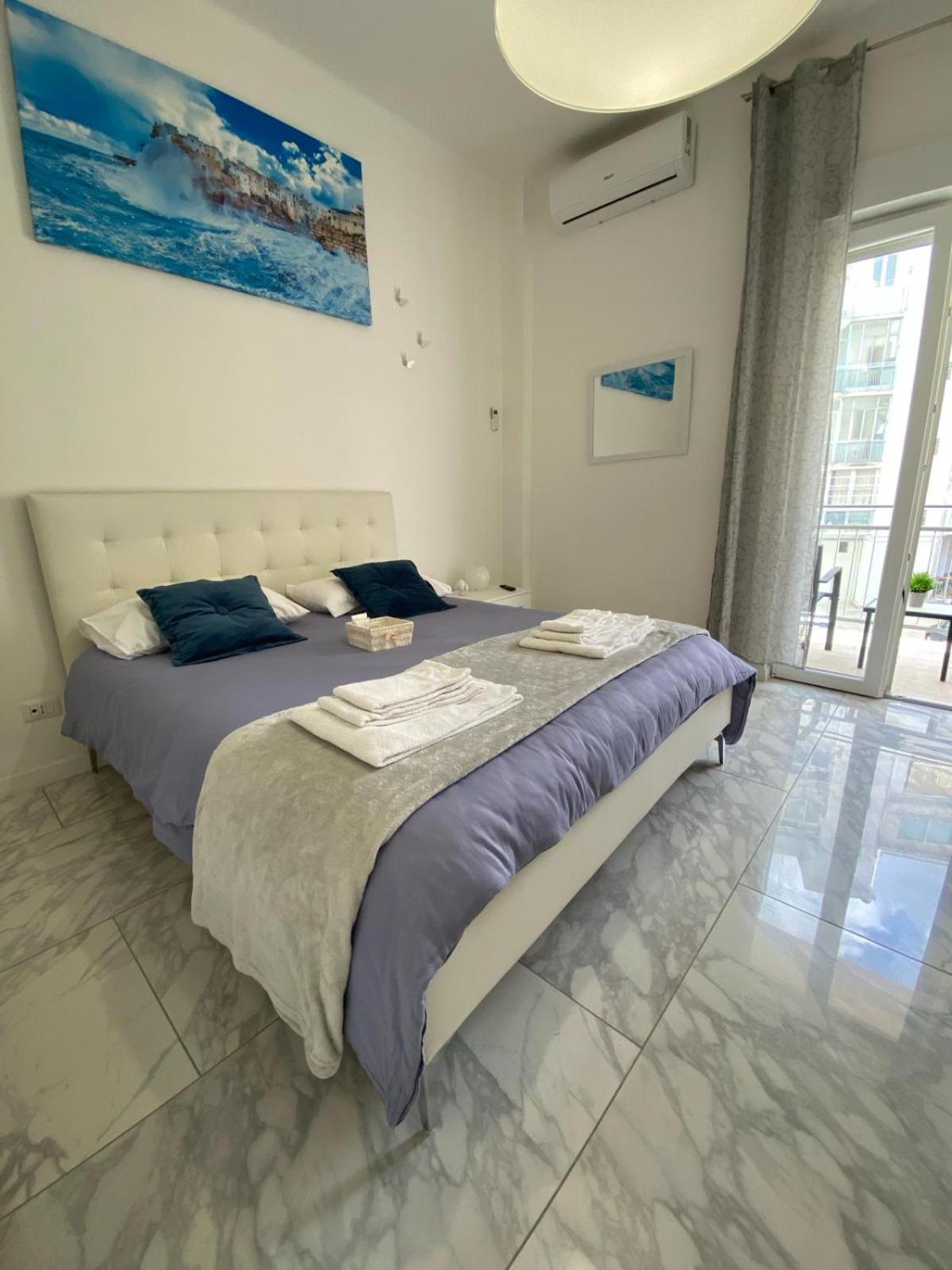 Ennio Rooms บารี ภายนอก รูปภาพ