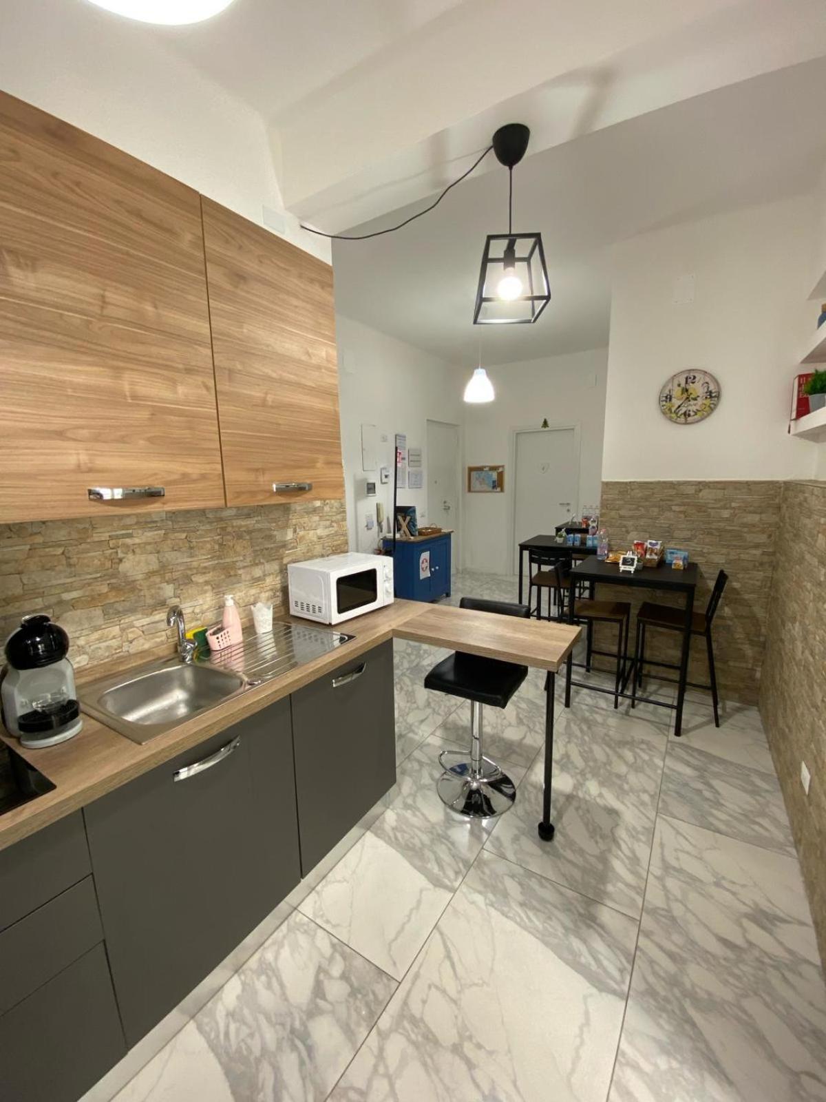 Ennio Rooms บารี ภายนอก รูปภาพ