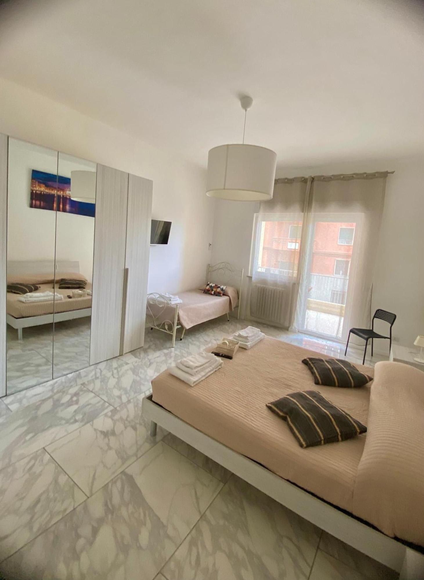 Ennio Rooms บารี ภายนอก รูปภาพ