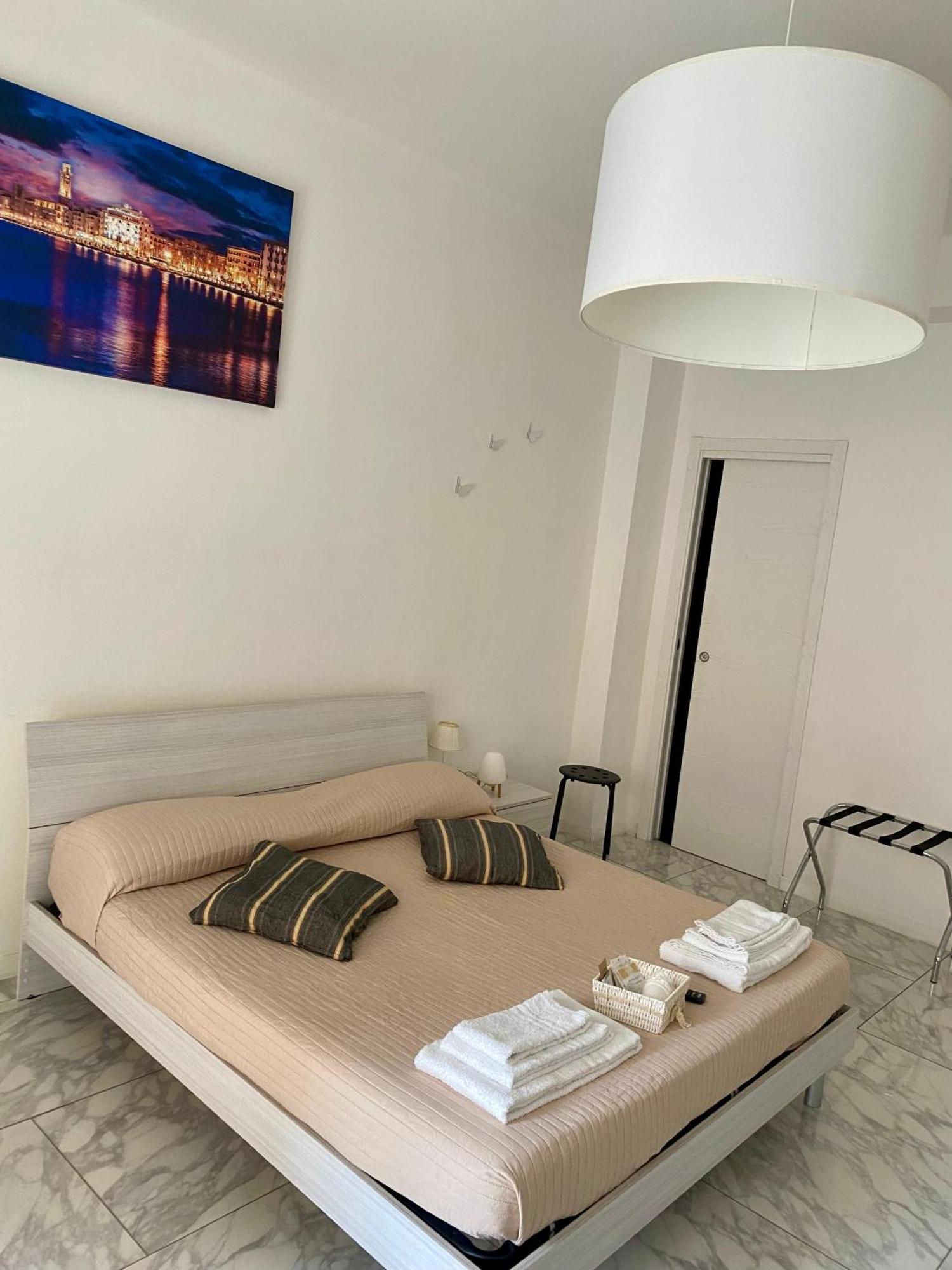 Ennio Rooms บารี ภายนอก รูปภาพ